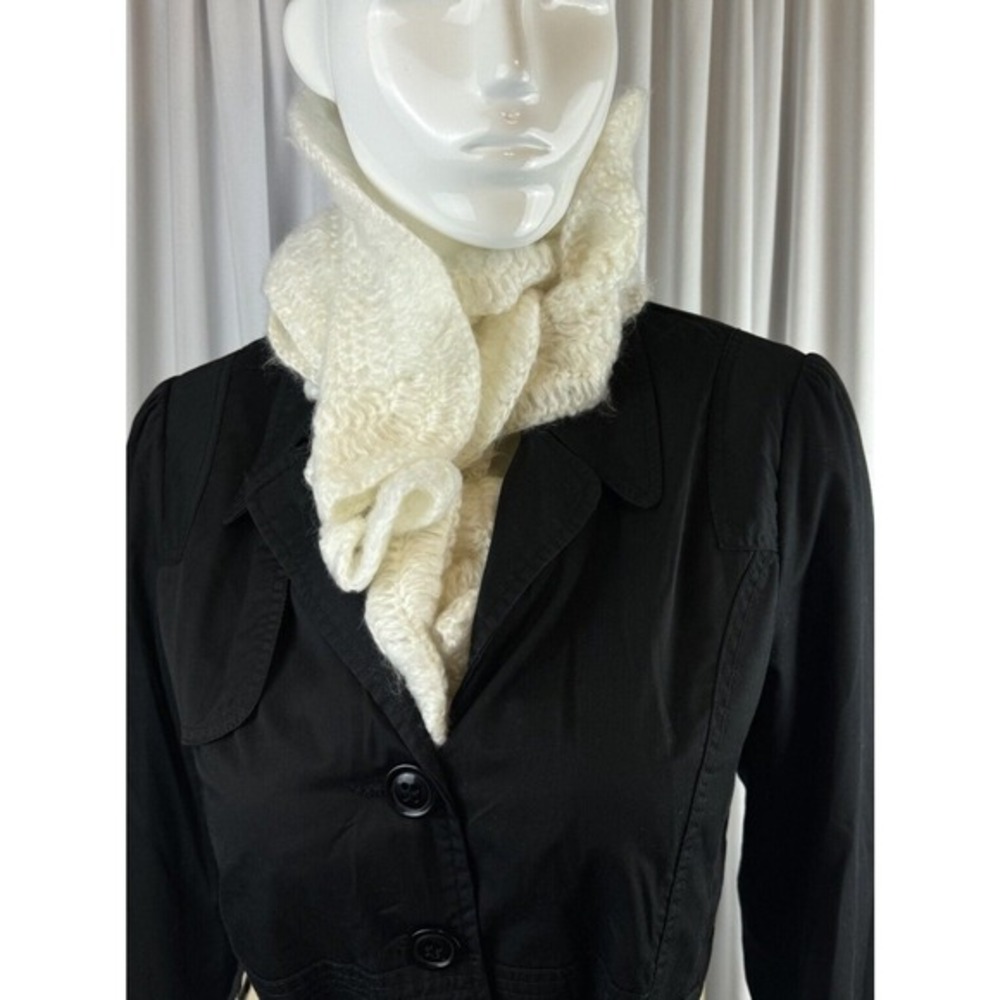 Acrylic Knitted‎ Scarf Ivory Cream Neck Warmer Cottagecore Cold weather 67-00